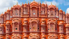Exterior of Hawa Mahal palace, The Palace of the Winds in Jaipur, Rajasthan, India